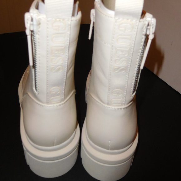 GUESS Gwforina Ivory Chunky Combat Boots--Size 10 NWT - Picture 8 of 9